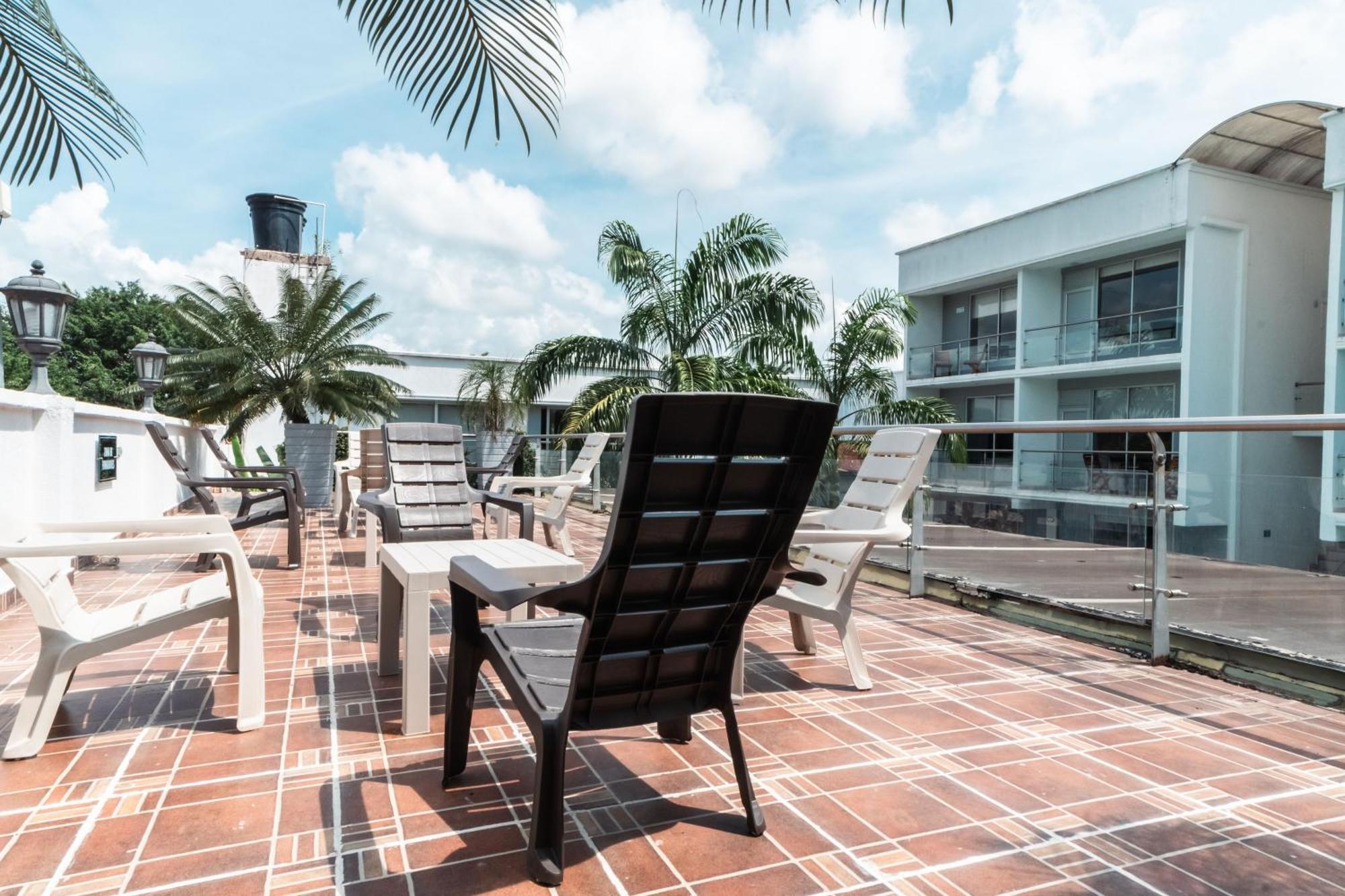 Hotel El Aeropuerto San José del Guaviare Exterior foto